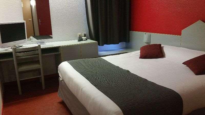 Brit Hotel Sarreguemines Habitación foto